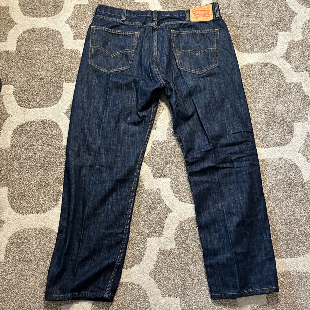 Men’s Levi’s 505 regular fit size 38 x 30 dark denim with accent stitching - Picture 2 of 8